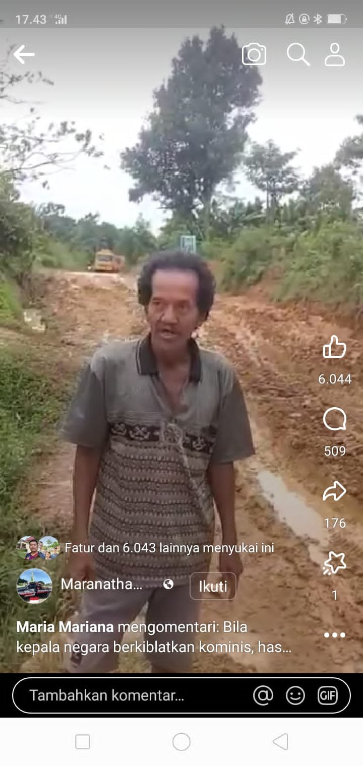 Temenggung Tampung mengancam portal jalan yang rusak akibat jalan dilalui kendaraan perusahaan sawit. (DETAIL/ist)
