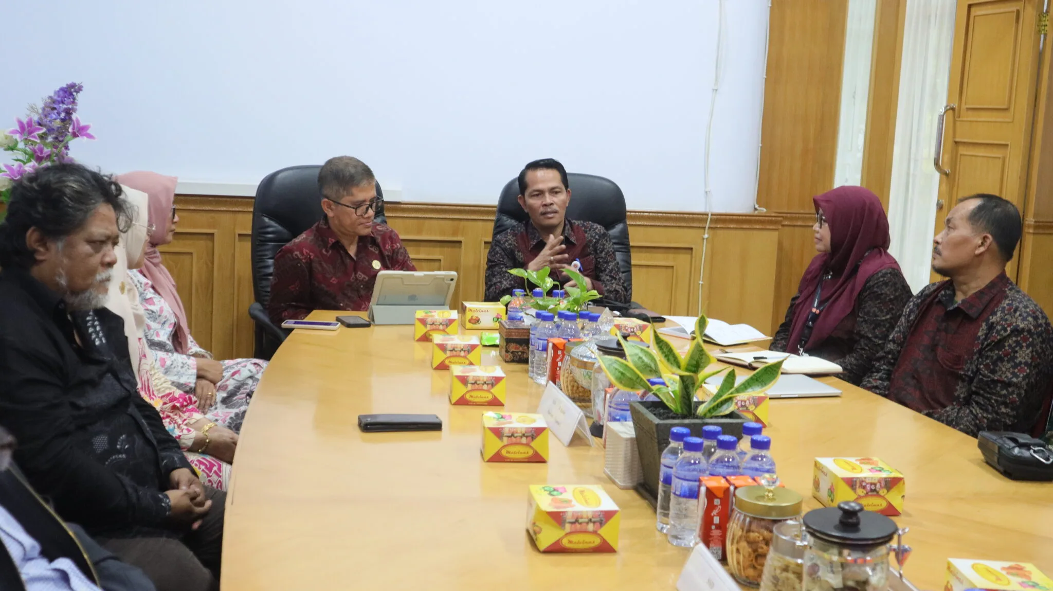 UNJA Teken MoU Dengan ISI Padang di Ruang Rektor UNJA Mendalo