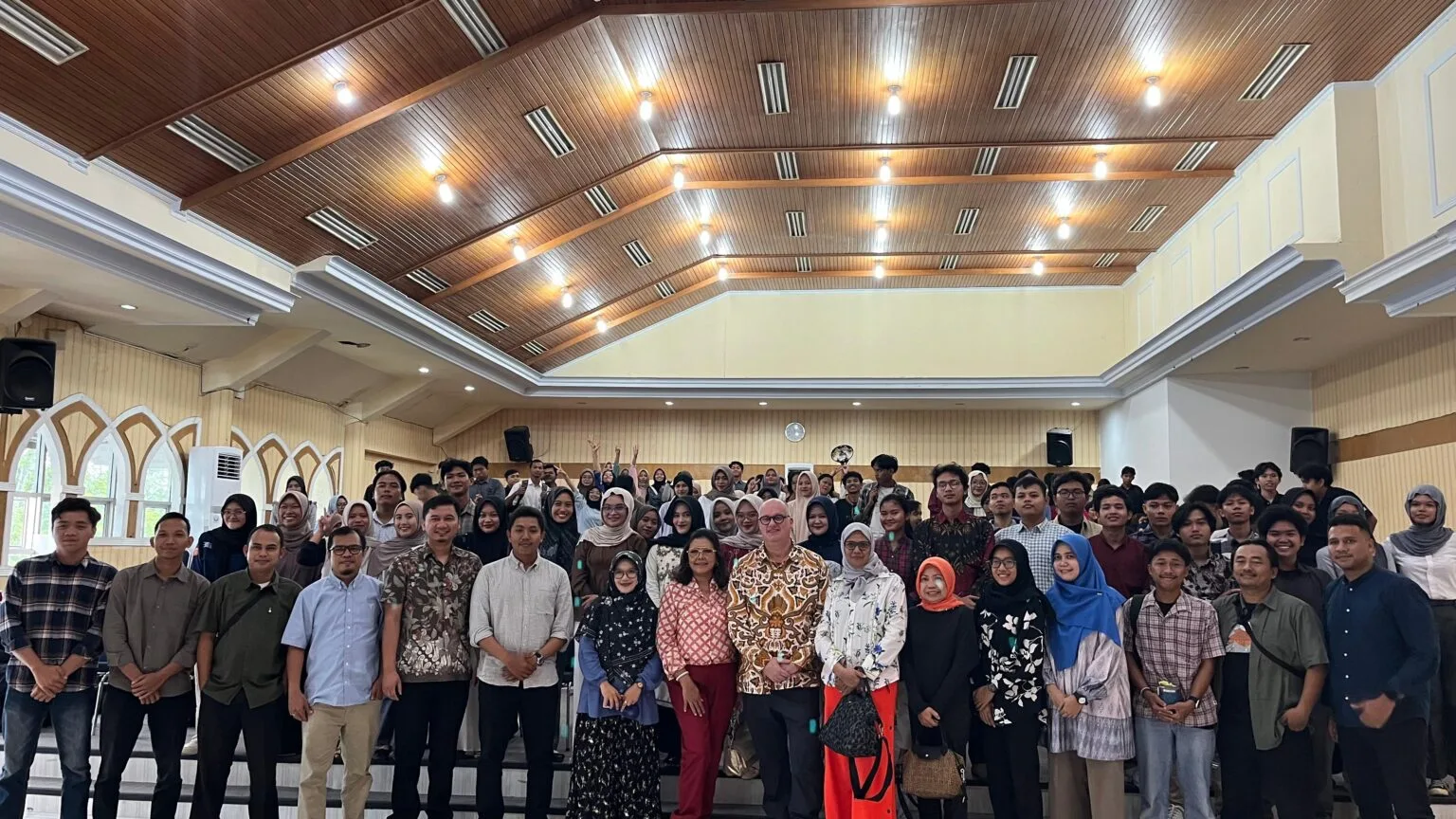 UNJA Gelar Seminar Internasional Bertema "Make History Exciting" di Aula Gedung Rektorat Mendalo