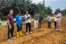 BPKAD Muaro Jambi Dampingi Survey Topografi untuk Pembangunan Sekolah Rakyat di Bukit Baling