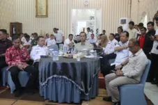 Gubernur Al Haris Dampingi Menteri Transmigrasi Bahas Penyelesaian TSM IV Gelam Baru di Muaro Jambi