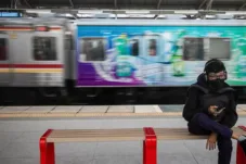 Perjalanan KRL Kembali Normal Usai Gempa 4,9 Guncang Bekasi