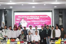 Ketua Umum PP KAMMI Resmi Lantik Pengurus PW Jambi, Tekankan Sinergi dan Amanah