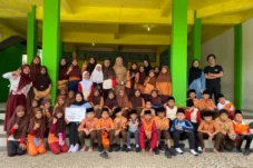 Komunitas Seabloga Bersama Rumah Zakat Medan Laksanakan Seabolga Goes to School di MIN 12 Tembung