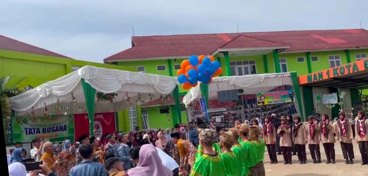 Cosinus ke-XVI Resmi Digelar di MAN 1 Kota Bukittinggi