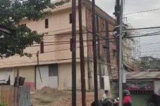 Warga Resah! Ada Provider Pasang Tiang Jaringan Tanpa Izin