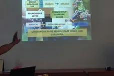 Forkom Ormas Kota Jambi Peduli Lingkungan,'Bank Sampah' Salah Satu Solusinya