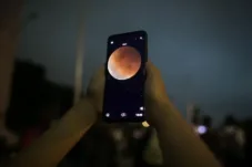 Besok Malam Ada Gerhana Bulan Total atau Blood Moon, Ini Jadwal Lengkap dan Cara Menyaksikannya