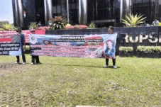 Pertanyakan Tindak Lanjut Laporan Bank 9 Jambi, DPP LSM Mappan Gelar Aksi di KPK RI