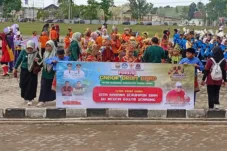 Semangat Membara, SD Negeri 003/IX Senaung Ukir Prestasi di Ajang PORKAB Drumband 2025