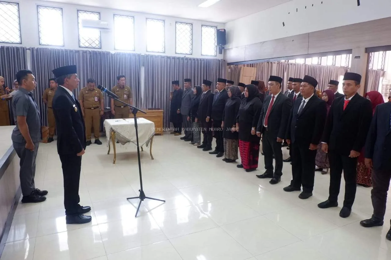 Wabup Muaro Jambi Lantik 28 Pejabat Fungsional, Tekankan Profesionalisme dan Integritas