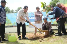 Bupati Muaro Jambi Hadiri Penanaman Pohon Peringati HUT RRI ke-80