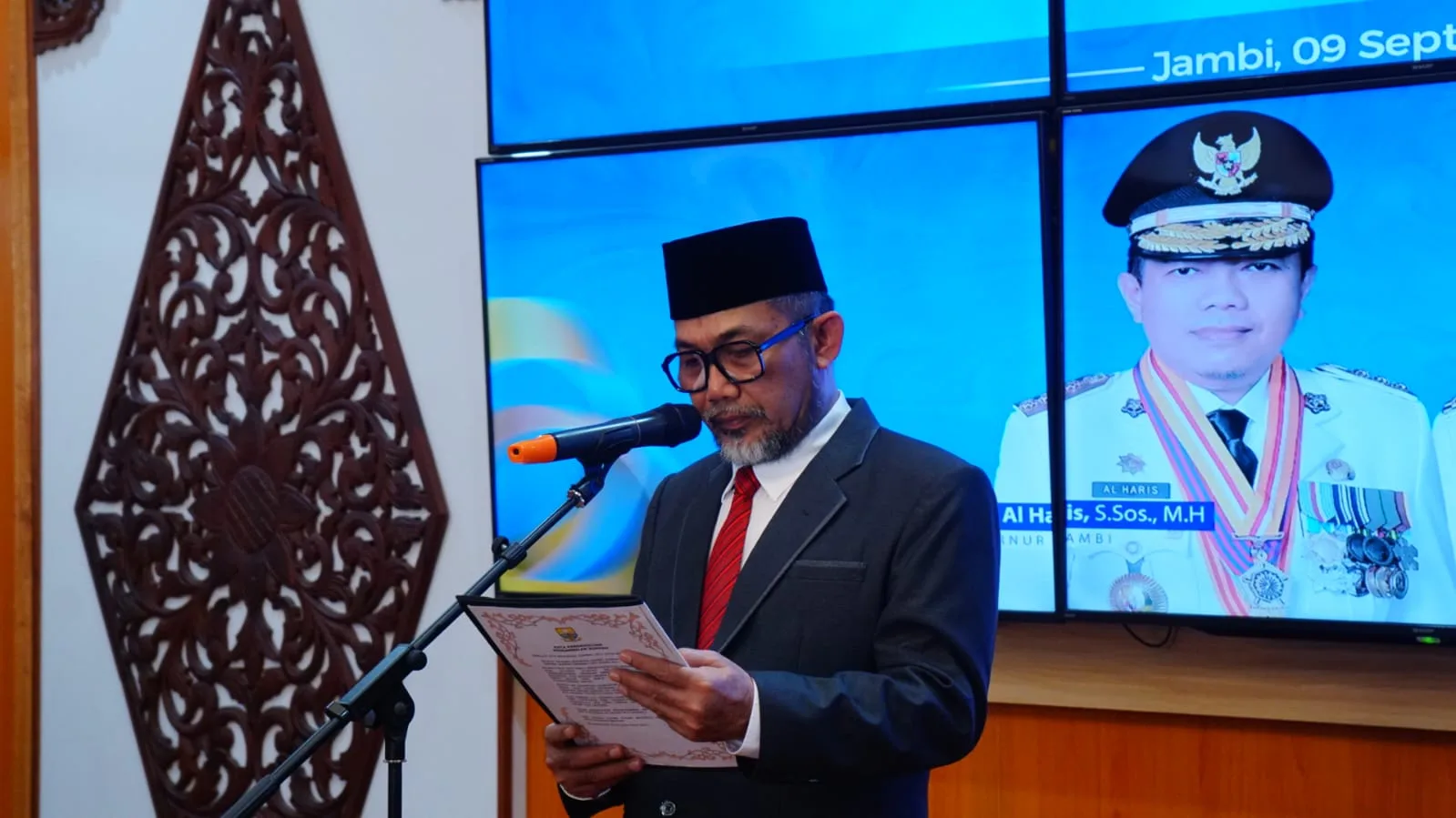 Gubernur Al Haris Sampaikan Jawaban Fraksi DPRD Jambi soal APBD Perubahan 2025
