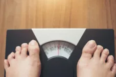 Mitos atau Fakta: Benarkah Kurang Tidur Bisa Bikin Gemuk?