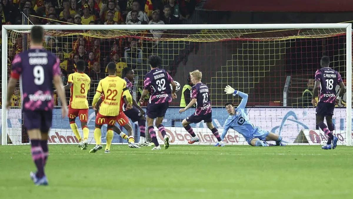 Calvin Verdonk Main Penuh, Lille Taklukkan SK Brann 2-1 di Liga Europa