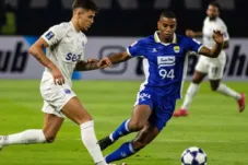 Dramatis! Persib Bandung Gagal Menang Usai Kebobolan Menit Akhir vs Lion City