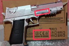 Ada 'Pistol Israel' di Jamtos, Ketua LPKNI Langsung Bikin Pengaduan di Polresta Jambi