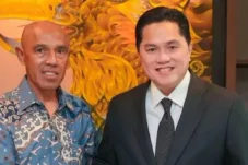 Simon Tahamata Nilai Indonesia Terlambat dalam Seleksi Pemain Bertalenta Dibanding Eropa