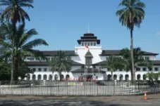 Ketua DPD NasDem Bandung dan ASN Diperiksa Kejari Terkait Dugaan Korupsi di Pemkot Bandung