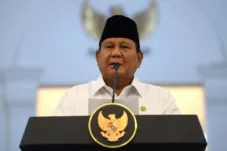 Prabowo Targetkan Pembagian Smartboard dan Renovasi 60 Ribu Sekolah pada 2026