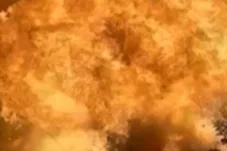 Detik-Detik Bola Api Muncul dari Mobil Meledak di Bronx, New York