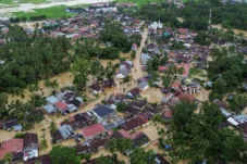 Komdigi Luncurkan 10 Titik Internet SATRIA-1 di Wilayah Terdampak Banjir Sumatera