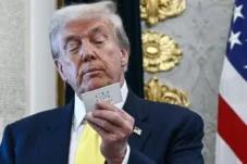 Trump Sebut Imigran Somalia di AS "Sampah" dalam Rapat Kabinet