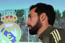 Gantikan Xabi Alonso, Alvaro Arbeloa Disebut Jadi ‘Boneka’ Florentino Perez di Real Madrid