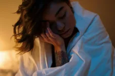 Sering Terbangun Tengah Malam? Ini 5 Cara Efektif agar Bisa Tidur Lagi