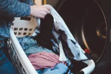 7 Cara Ampuh Mengeringkan Cucian Saat Musim Hujan