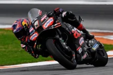 Aprilia Yakin Juara MotoGP 2026, Akhiri Dominasi Marquez?