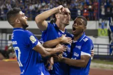 Bojan Hodak Waspadai Kekuatan Persik Kediri saat Bermain di Stadion Brawijaya