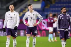 Tersandung Lawan Tiga Tim Papan Bawah, MU Gagal Menyalip Liverpool