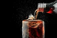 Diet Soda vs Soda Biasa, Mana yang Lebih Aman untuk Kadar Gula Darah?