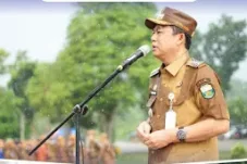 Bupati Muaro Jambi Dr Bambang Bayu Suseno Memimpin Upacara Apel Gabungan Pasca Idul Fitri 1447 H di Halaman Kantor Bupati Komplek Bukit Cinto Kenang