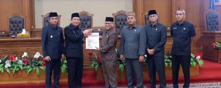 Pemerintah Kabupaten Muaro Jambi mulai menuai hasil dari pelaksanaan tahun pertama Rencana Pembangunan Jangka Menengah Daerah (RPJMD) 2025–2029. Di Gedung DPRD Muaro Jambi