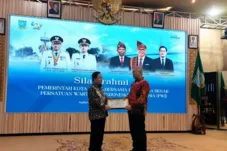 Kritisi.ID