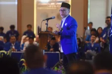 Kritisi.ID