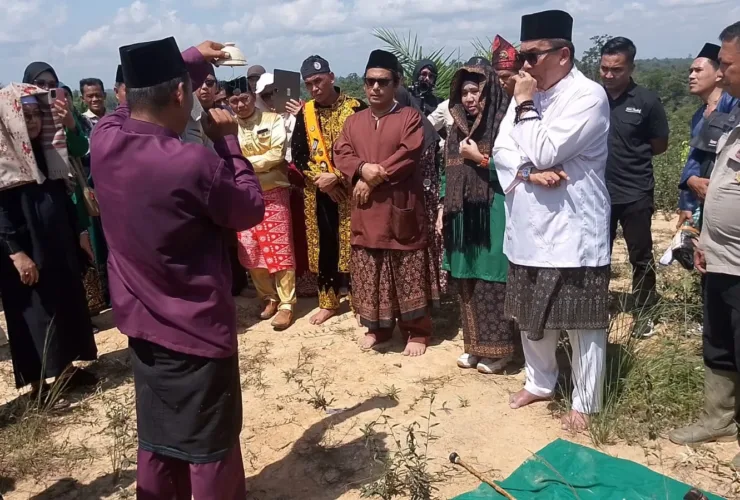 Kritisi.ID