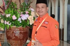 Kritisi.ID