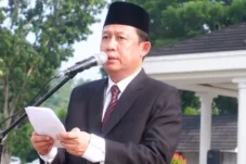 Kritisi.ID