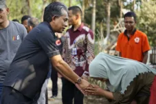 Kritisi.ID