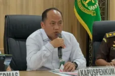 Kritisi.ID