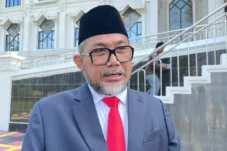 Kritisi.ID