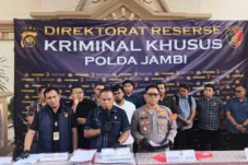 Kritisi.ID