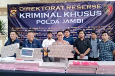 Kritisi.ID