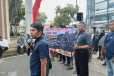 Kritisi.ID