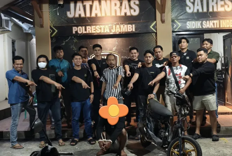 Kritisi.ID