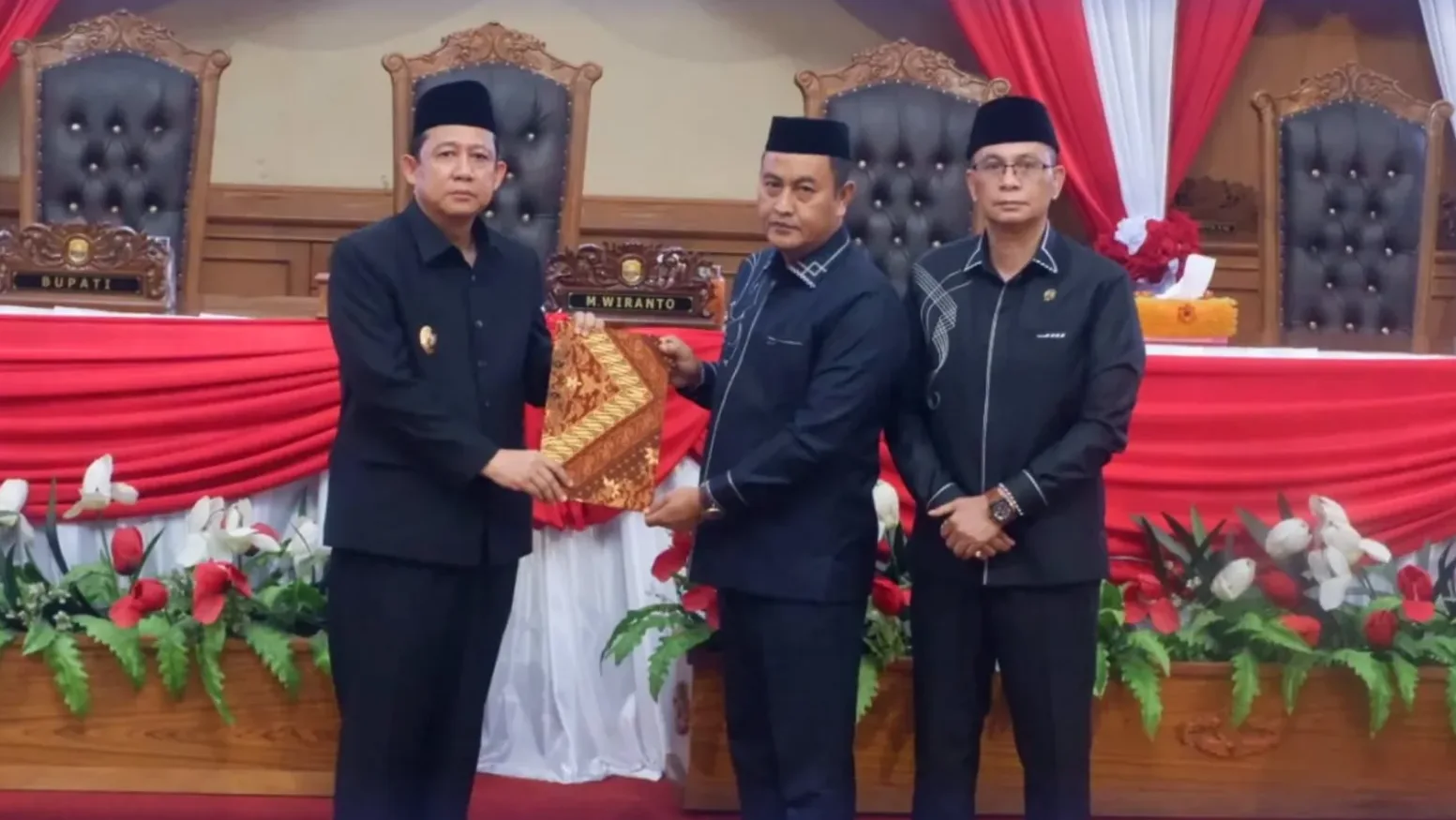 Kritisi.ID