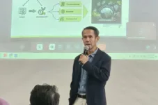 Kritisi.ID